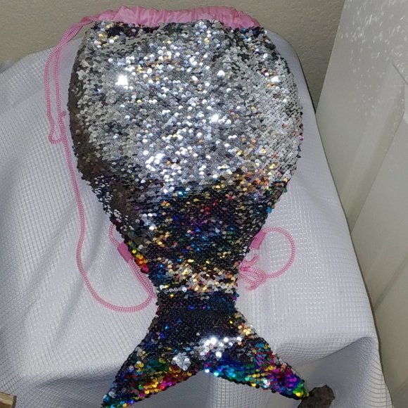 Fun Fish bag - Picture 2 of 6